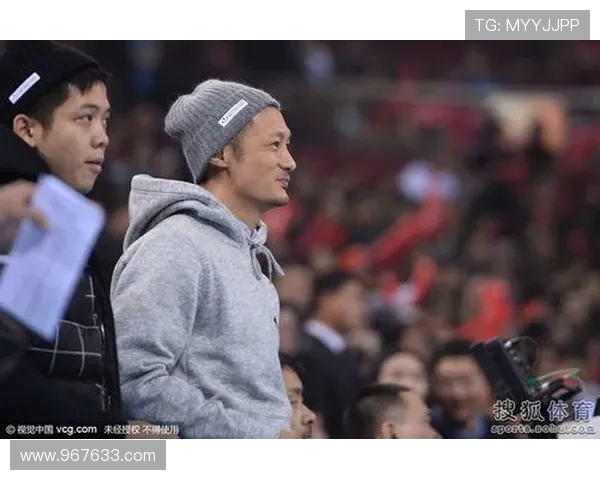 湖人主场星光熠熠观众席众星云集助威篮球盛宴史努比狗狗现身点燃洛城激情